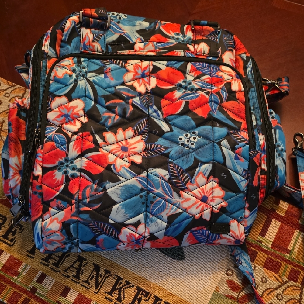 Lug Floral Quilted Travel Bag - Red and Blue
